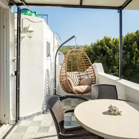 Διαμέρισμα Central, Cozy, 15 Min Walk To The Beach, Fast Wi-fi, Free Parking, 4ppl *