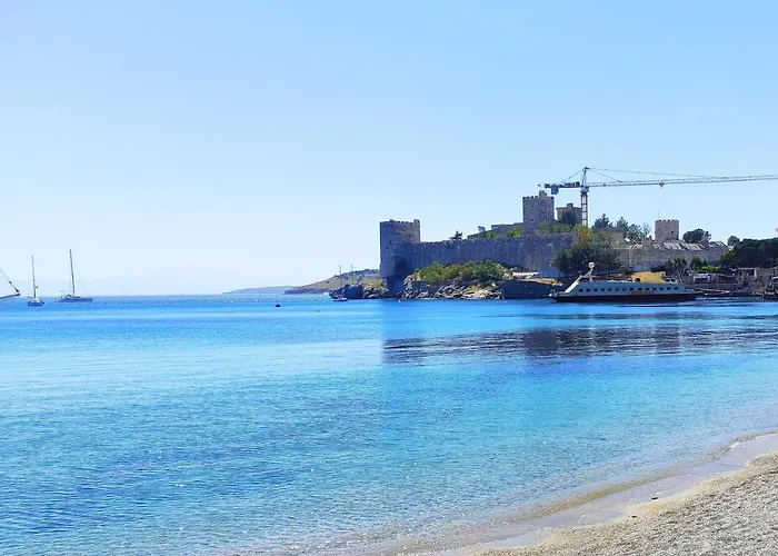 Apartamento Central, Cozy, 15 Min Walk To The Beach, Fast Wi-fi, Free Parking, 4ppl