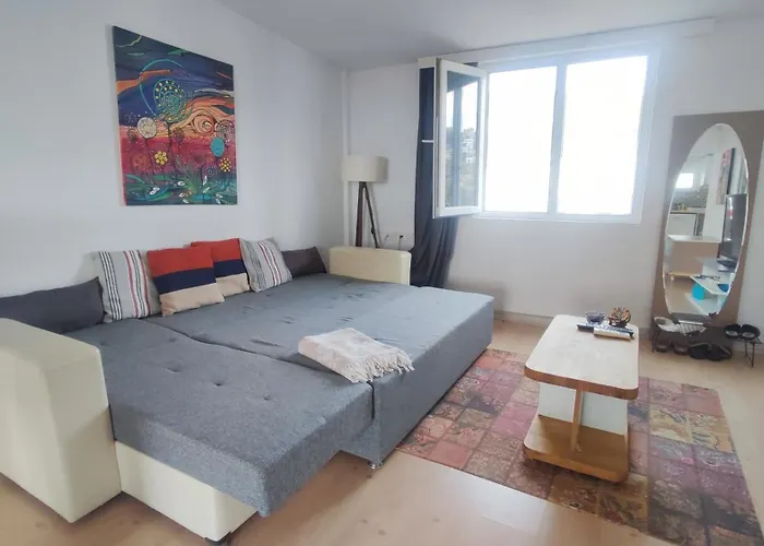Central, Cozy, 15 Min Walk To The Beach, Fast Wi-fi, Free Parking, 4ppl Apartamento *