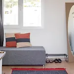 Central, Cozy, 15 Min Walk To The Beach, Fast Wi-fi, Free Parking, 4ppl شقة بودروم