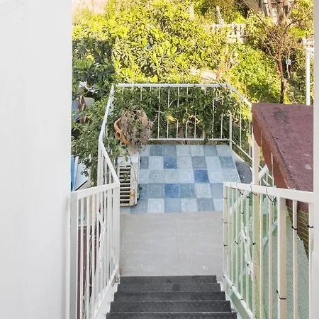 Central, Cozy, 15 Min Walk To The Beach, Fast Wi-fi, Free Parking, 4ppl Apartment