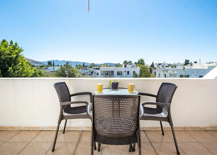Central, Cozy, 15 Min Walk To The Beach, Fast Wi-fi, Free Parking, 4ppl Διαμέρισμα Αλικαρνασσός